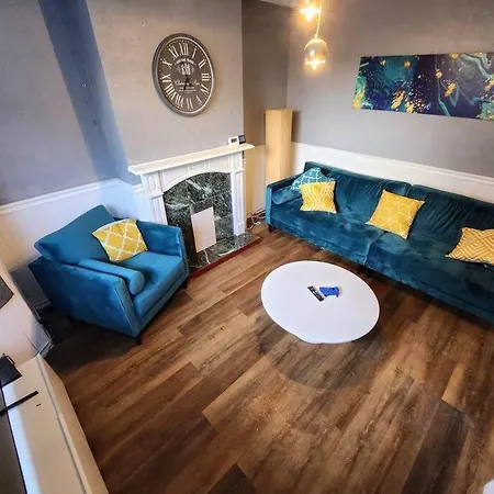 House Near Restaurants, Park And Pubs, Perfect For Pets! Holiday home *