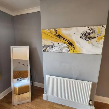 House Near Restaurants, Park And Pubs, Perfect For Pets! Casa de Férias Bristol