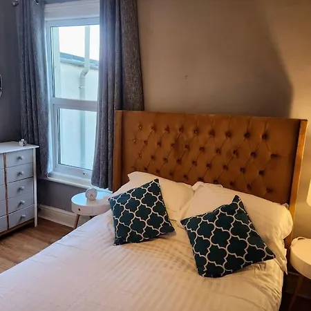 Casa de Férias House Near Restaurants, Park And Pubs, Perfect For Pets! Bristol