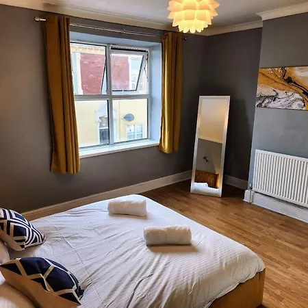 Casa de Férias House Near Restaurants, Park And Pubs, Perfect For Pets! Bristol